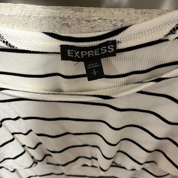 Express off the shoulder bodysuit - Picture 3 of 3